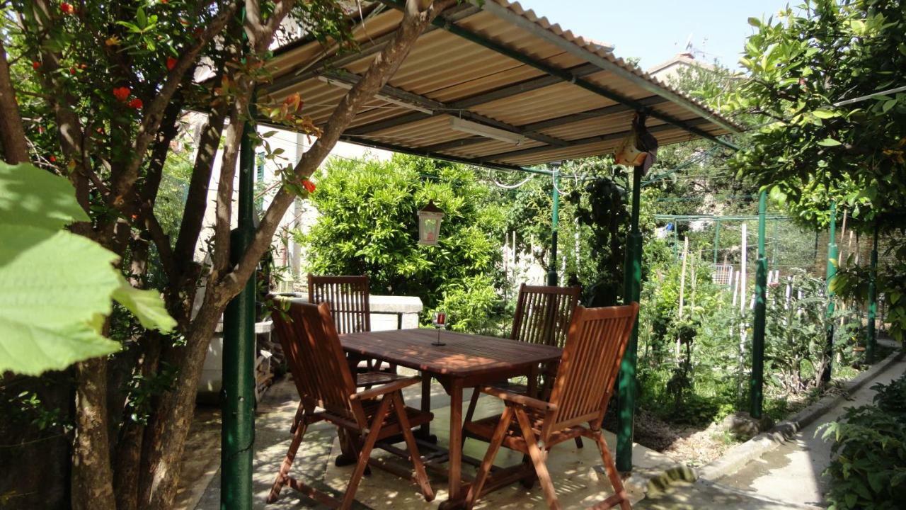 Apartman Paro Сплит Екстериор снимка